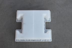 塑料連鎖磚模具的重量是決定它質(zhì)量好壞的主要因素嗎？